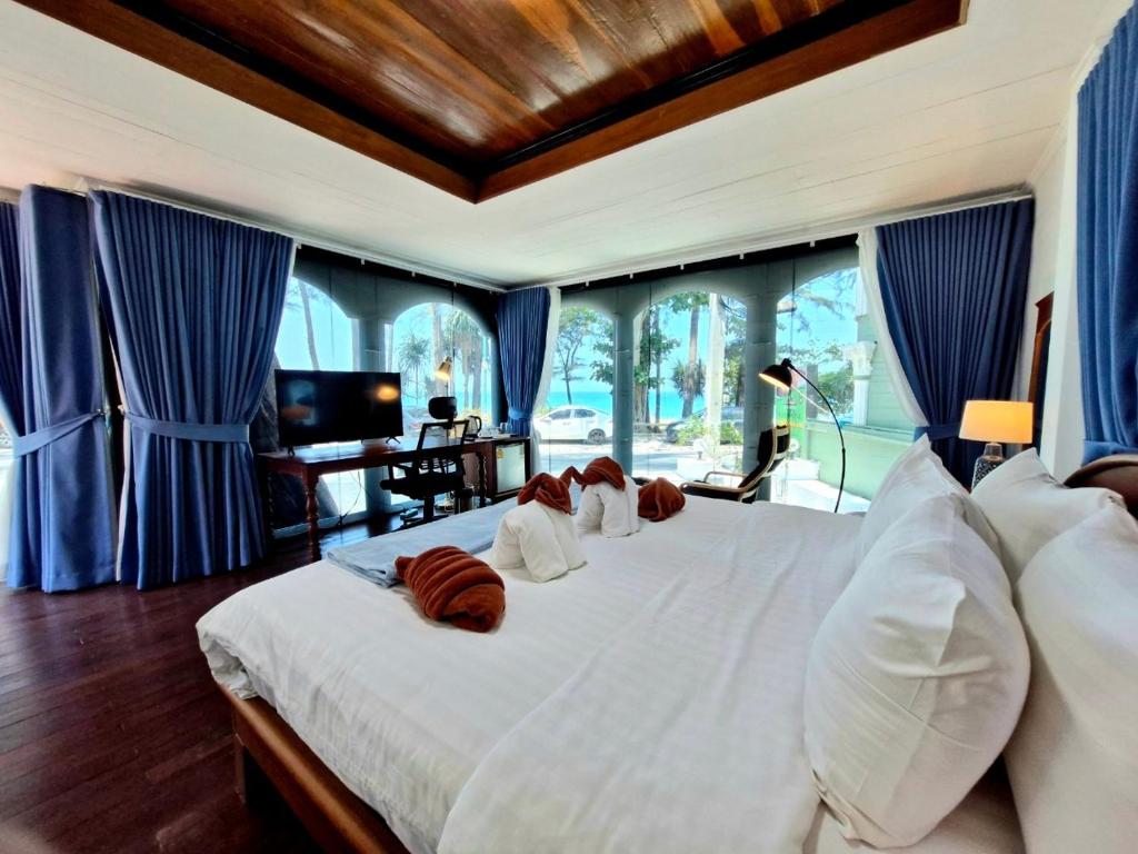 Solstice Phuket, Nai Thon pláž