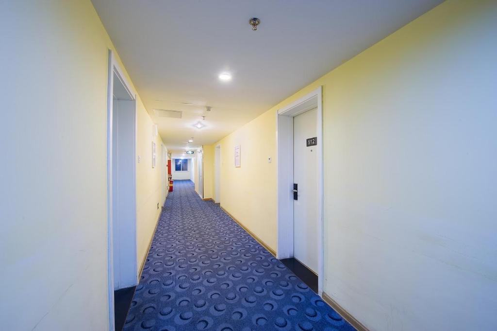 7 Days Inn Chongqing Nanchuan Zhonglou Street Wanda Plaza photo