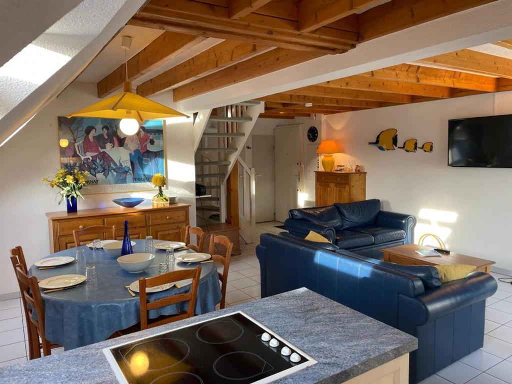 Carnac - Duplex T3 avec Piscine, 6 Couchages, Proche Plage - FR-1-377-58 - 4