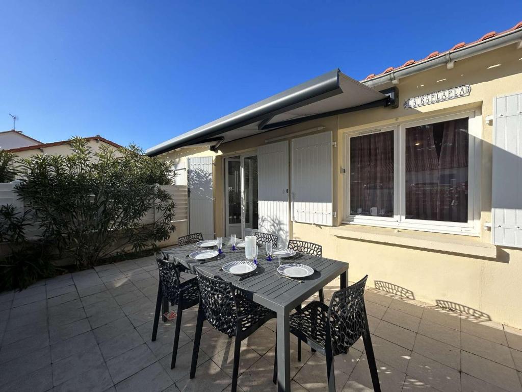 Maison de Vacances avec Terrasse Dallée, 6 Couchages, à Deux Pas de l'Océan à St-Jean-de-Monts - FR-1-224C-94 - 2