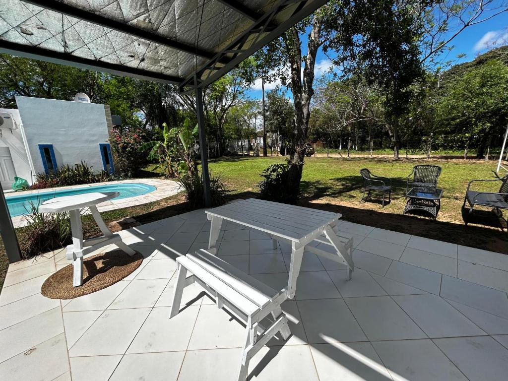 Casa en San Bernardino en Venta y Alquiler con Cancha de fútbol, parrilla y piscina zona la Alemana 2 - 4