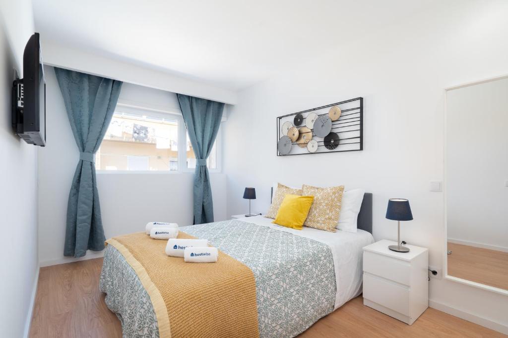 Host Wise - Sweet Sunny Flat with Balcony, Vila Nova de Gaia