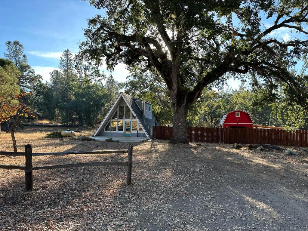 Picturesque Yosemite A-Frame, Mariposa