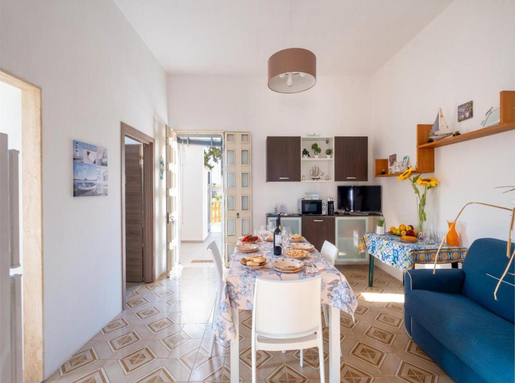 Villa Acqua Azzurra with Private Parking and Air Conditioning - 3