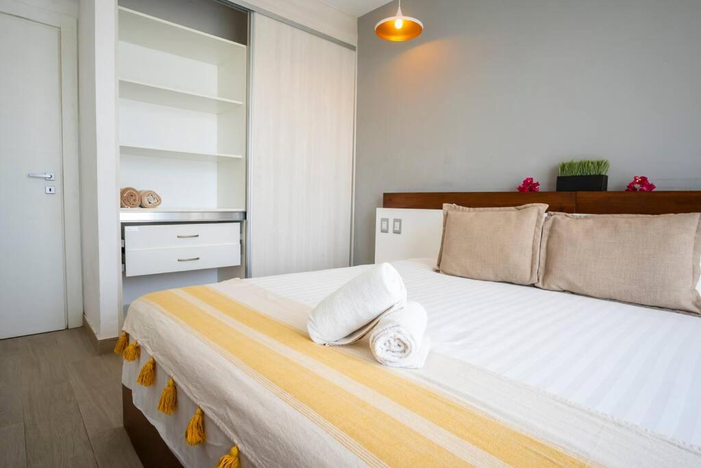 Chic 1BR Retreat in Playa - 5