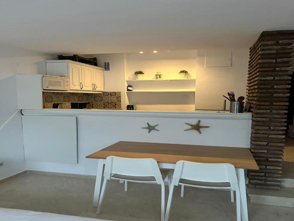 Studio in Estepona near Sandy Beach - 4