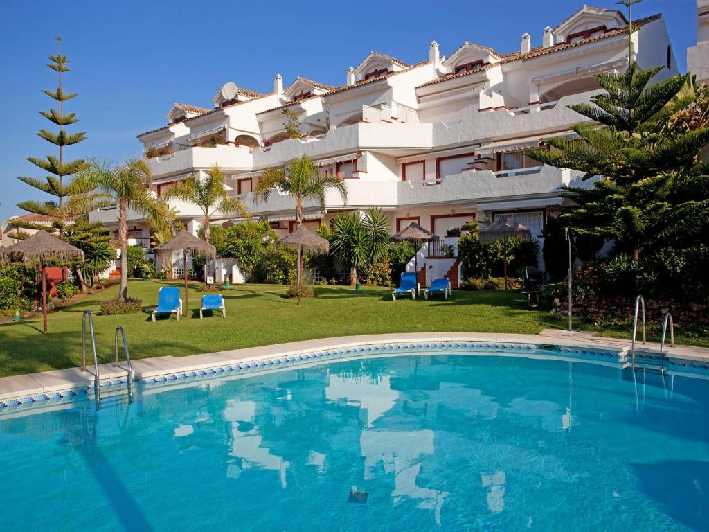 Apartment in Elviria near Marbella Beach, Marbella