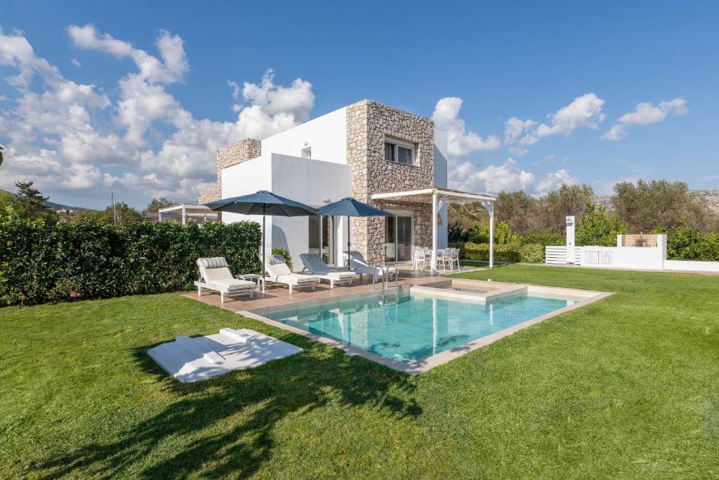 Ossiano Pool Villas,Heating Pool, 2 min drive to Haraki Beach & 10 min to Lindos, Haraki