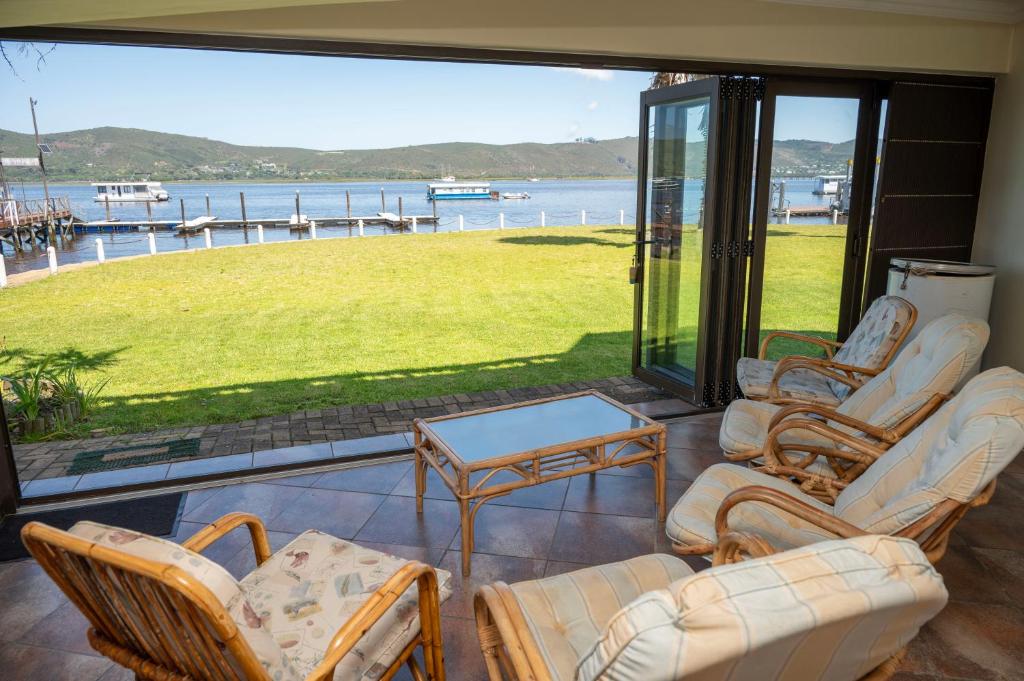 5 Laguna Grove on the water, Knysna