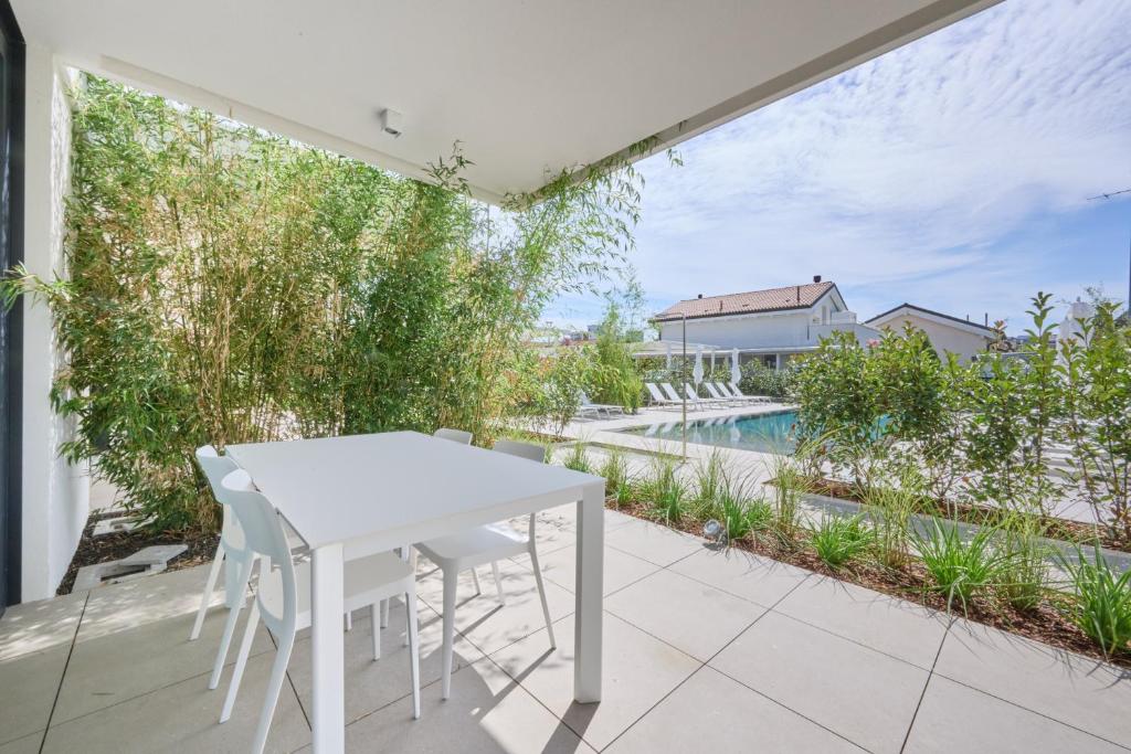 Venice Beach Apartments - 4
