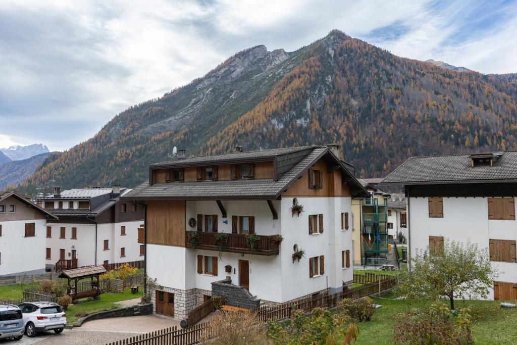 Dolomites Apartment Finestra sul Civetta - 2