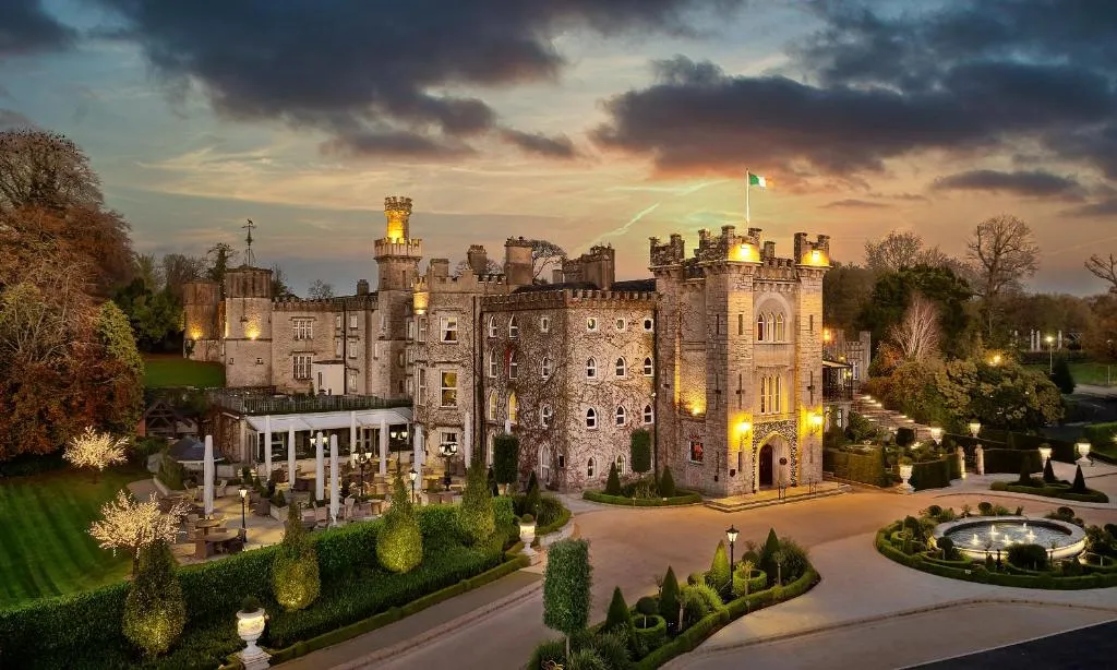 Cabra Castle Hotel, hotel in Kingscourt