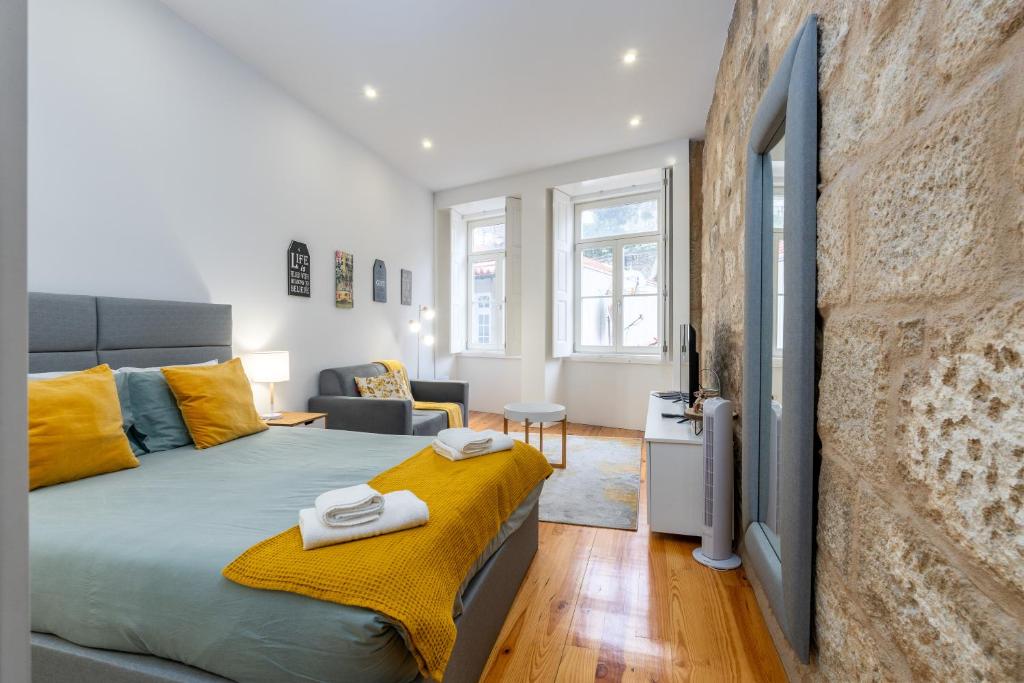 A Window to Porto - Premium apartment by the River, Porto