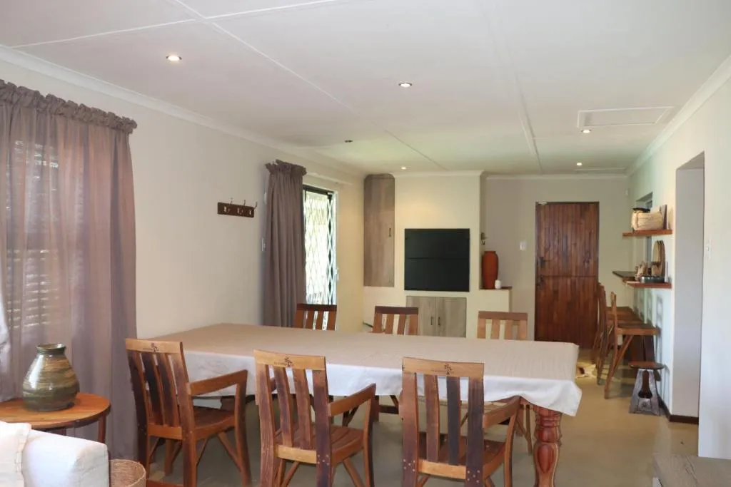 du Repos (Lovely & Relaxing 2-Bedroom Unit with Patio), hotel in Springbok