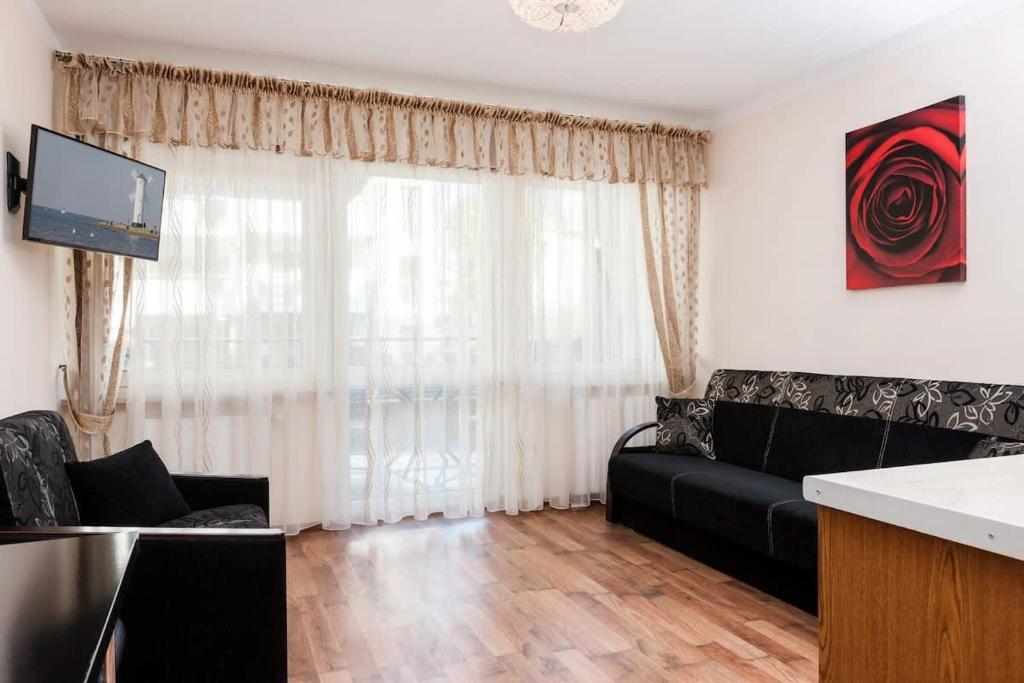 Villa Mistral Studio z Parkingiem blisko Plaży by Noclegi Renters, Svinoústí