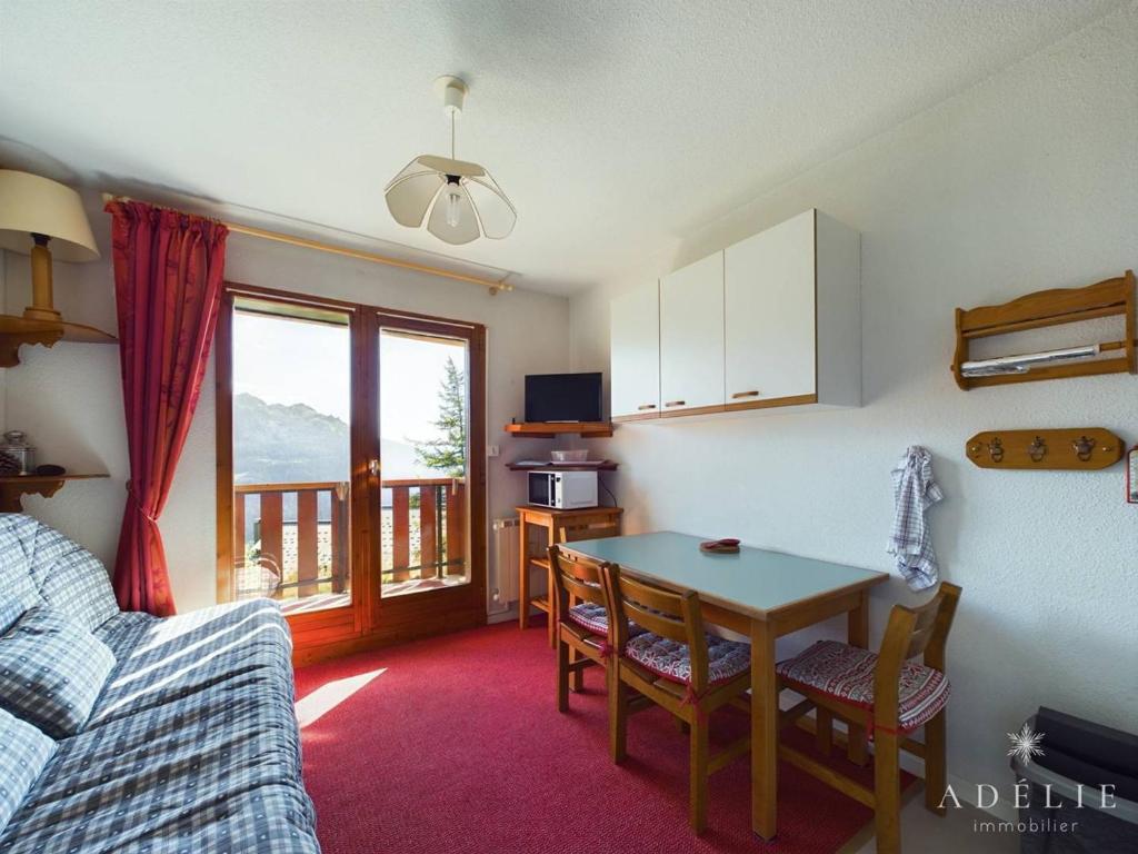 Charmant Studio 2/4 pers, centre-station, balcon sud, proche des pistes, parking inclus - FR-1-398-574, La Rosière