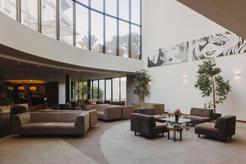 Lobby, Timbre Heroismo in Porto