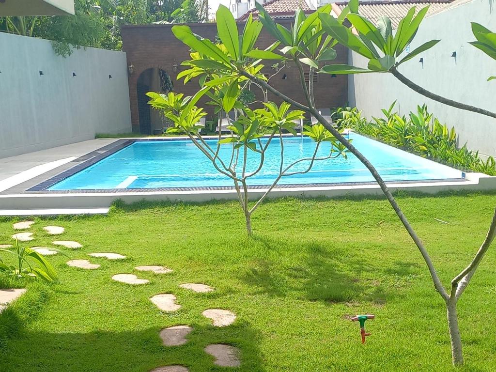 Ocean View tourist guest house at Negombo beach near the airport, Negombo