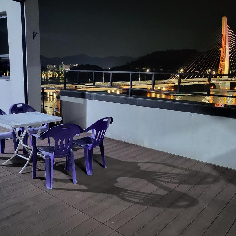 Sea Star Hostel