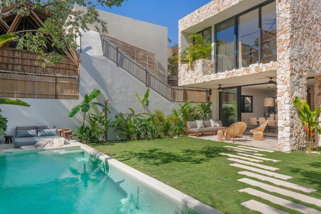 Stylish 5BR Villa for Bachelorette Aldea Zama - 1