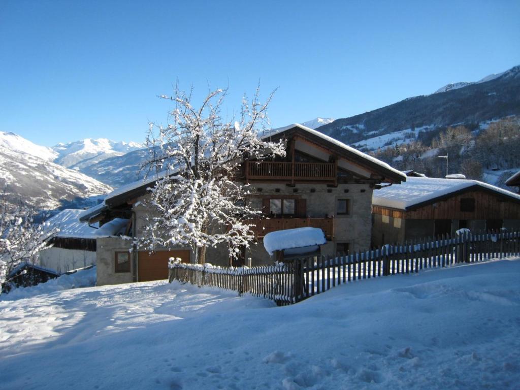 Location pour 2 personnes près de Montalbert - 2