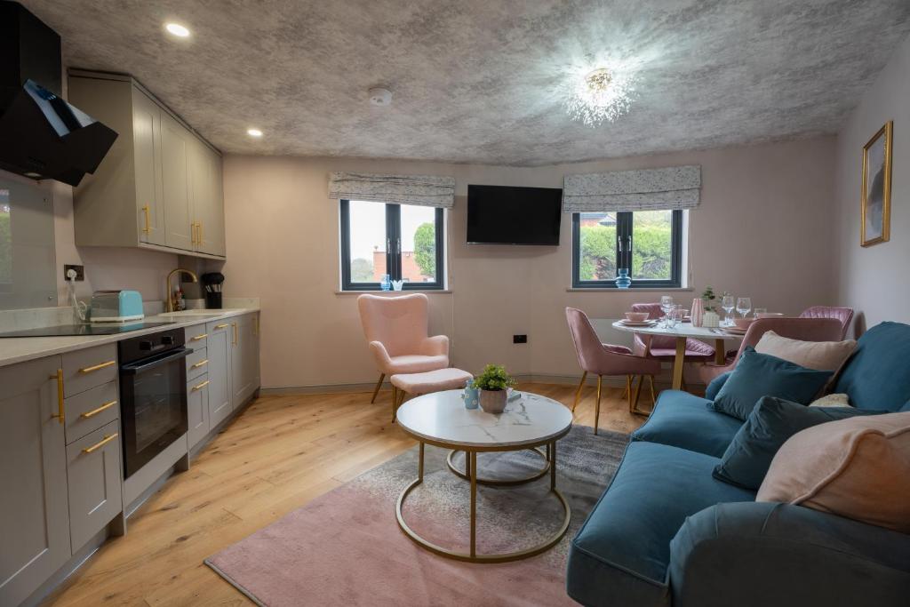 Kitsune - 1 Bedroom Luxury Apartment by Mint Stays, Bristol