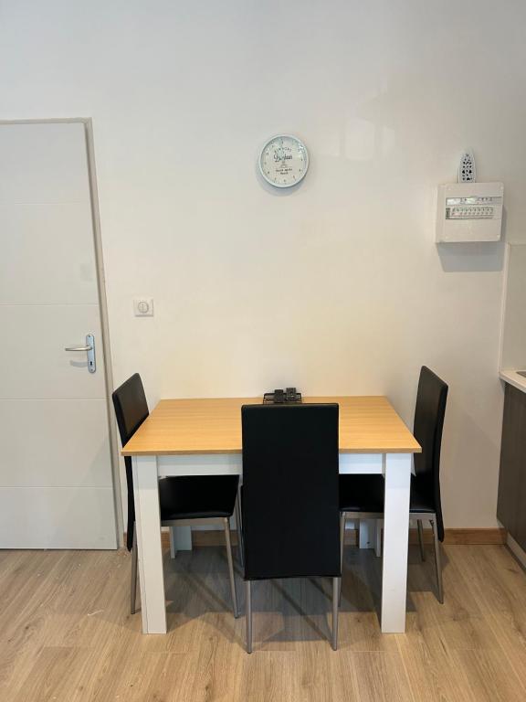 Studio vu parc des Célestins, Vichy