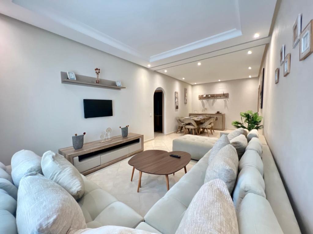 Luxury Apartment by Sea, Martil