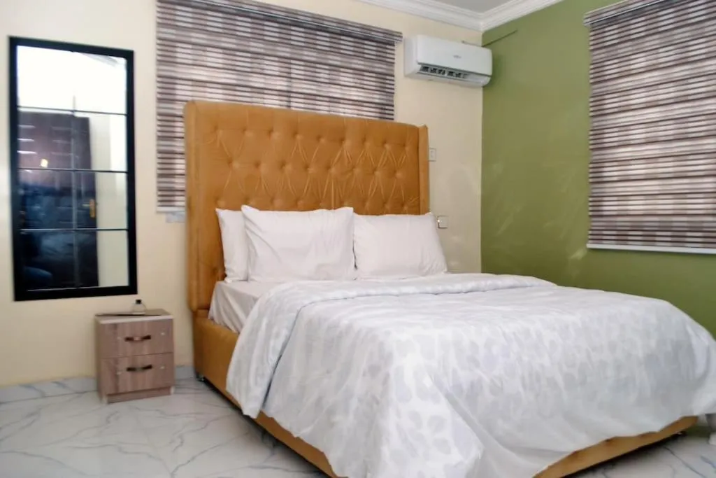 SEGXYCOLD VALLEY OASIS Stunning one-bedroom apartment, hotel in Ijaiye