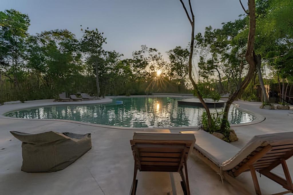 Oasis Yaaxlum - 3