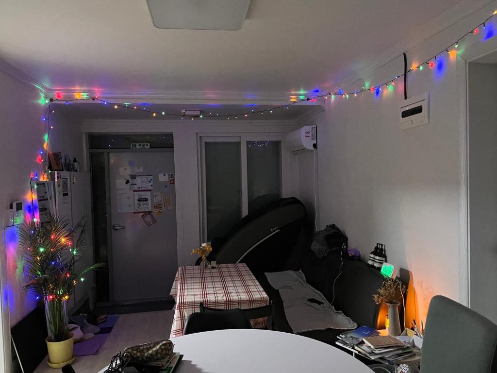 Bueno Day &#8211; Near Hongdae &#038; Historic Sites