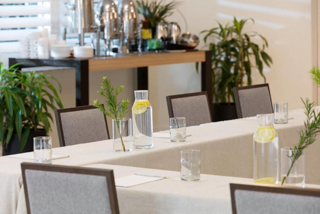 غرفة الاجتماعات/الاحتفالات