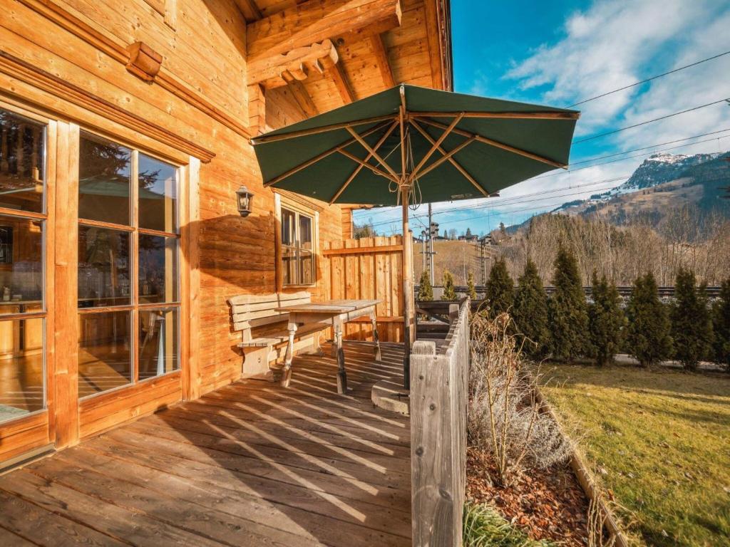 Chalet in Kitzbühel near Ski Lifts - 5