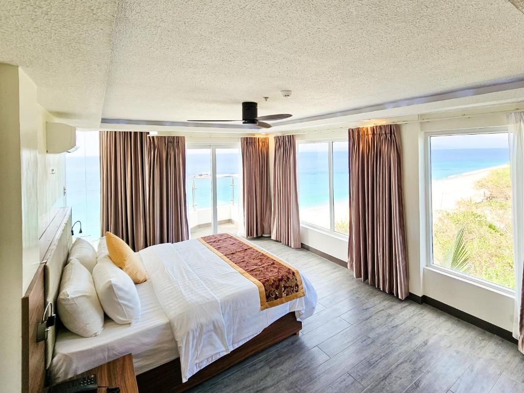 Serenity Beach Hotel