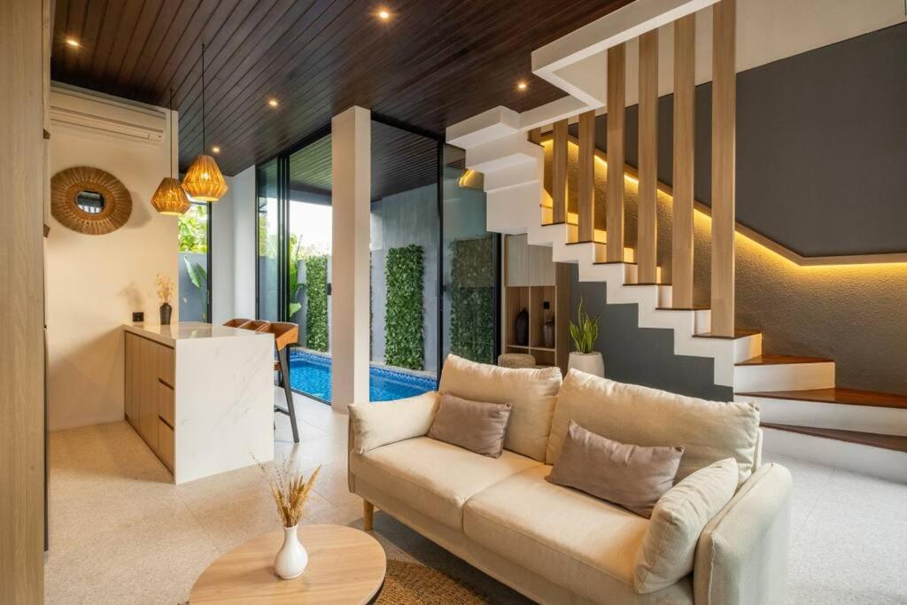 Private Villa Ayra 8C by OriVista 10mins to Melasti Beach, Uluwatu
