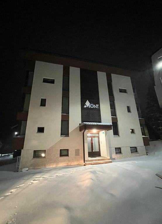 Mont V Jahorina - 1