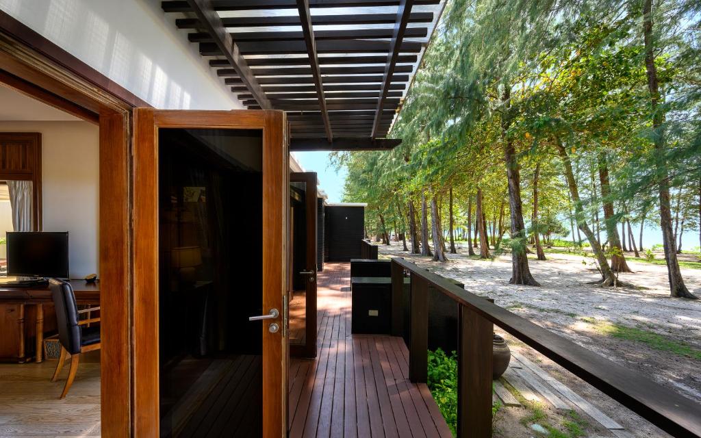 Surrounding environment