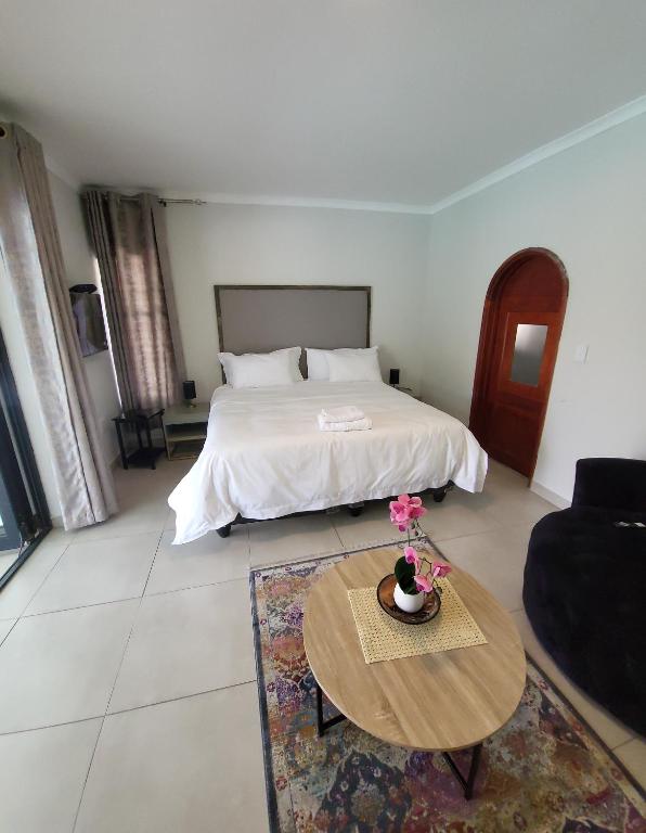 honeymoon suite, Sandton