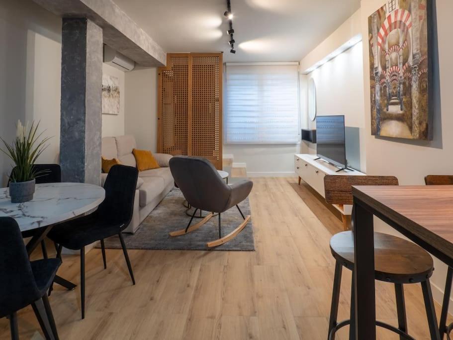 BHost - La Sacristía 2 - 3