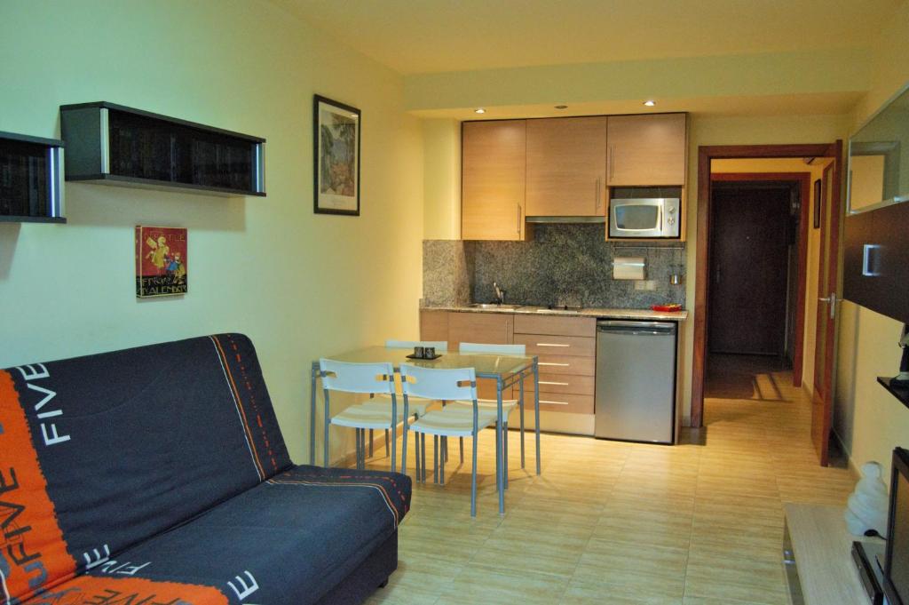Arion Garden Apartment - 4
