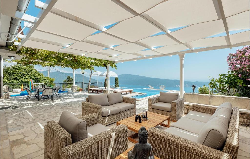 Stunning Home In Herceg Novi With Wifi - 3
