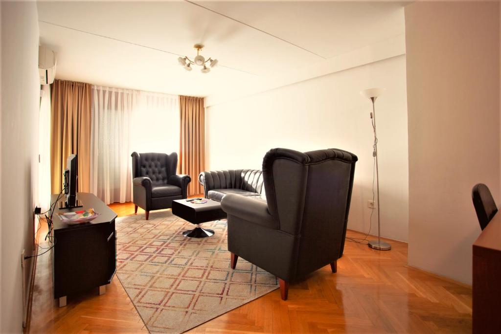 The Parrots Nest, Sarajevo