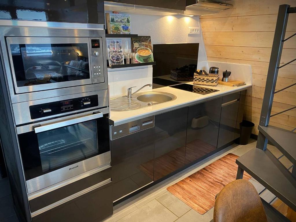 Chalet cozy avec jacuzzi et vue lac - 3