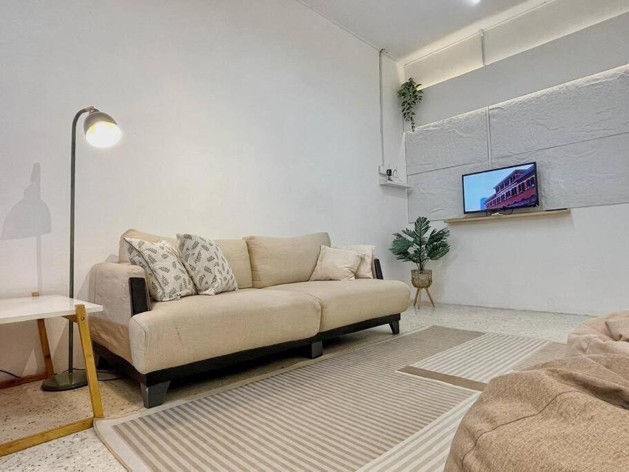 [3R2B] Tranquil Getaway in Kulai