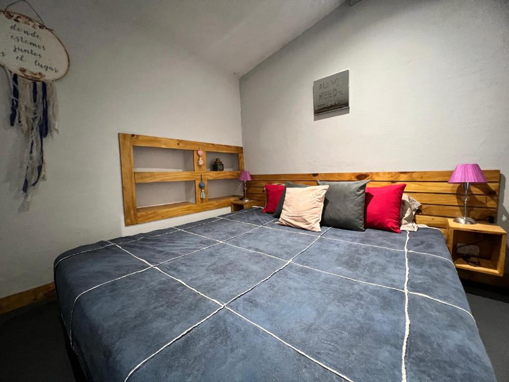 Abuelito dime tu, Mina Clavero