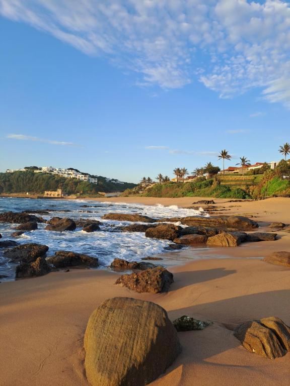 Easy Breezy at 18 Thira Santorini, Ballito