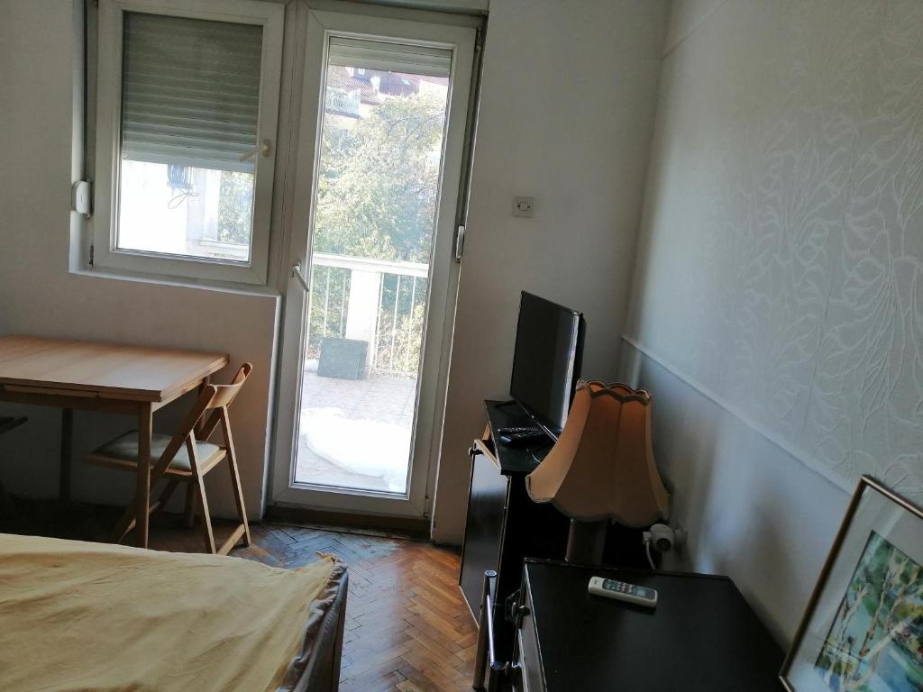 Tiny Little Flat - 1