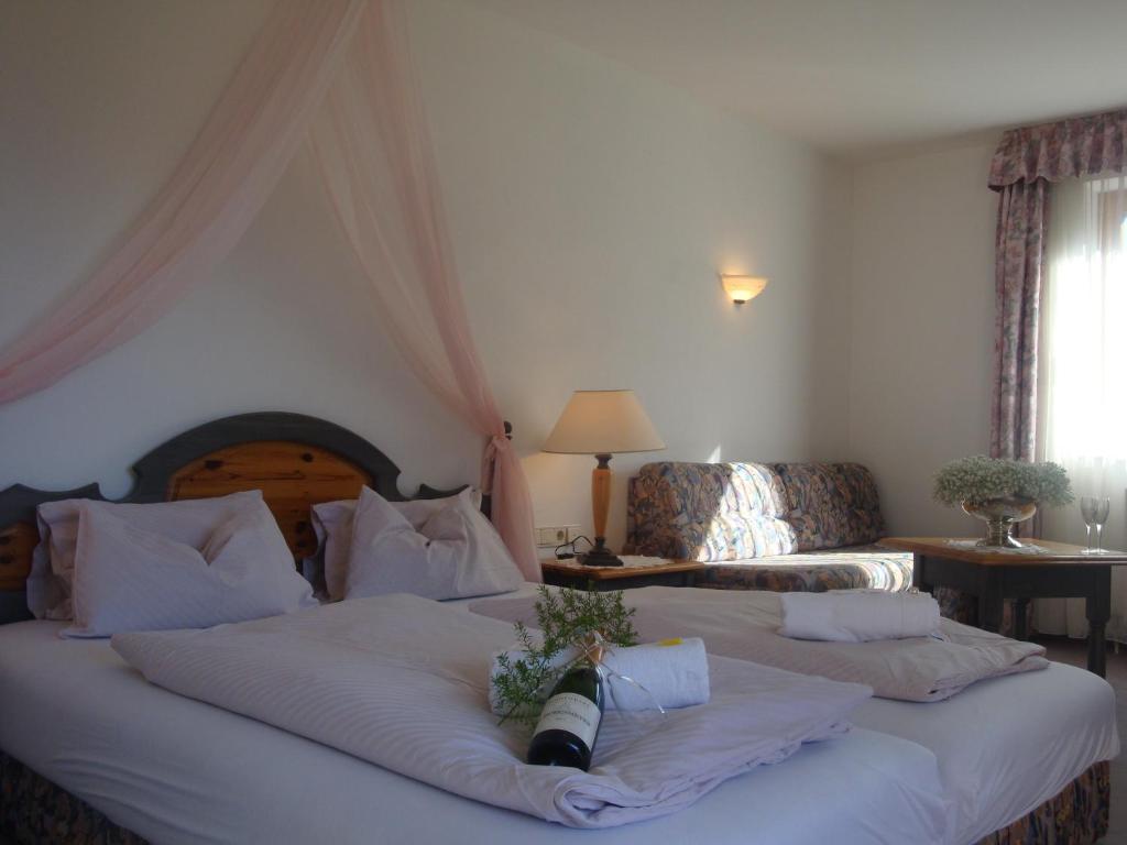 Hotel White Mountain - 4