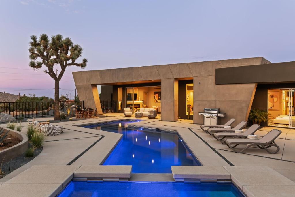 Sandstone by Fieldtrip Modern w Pool Views, Yucca Valley