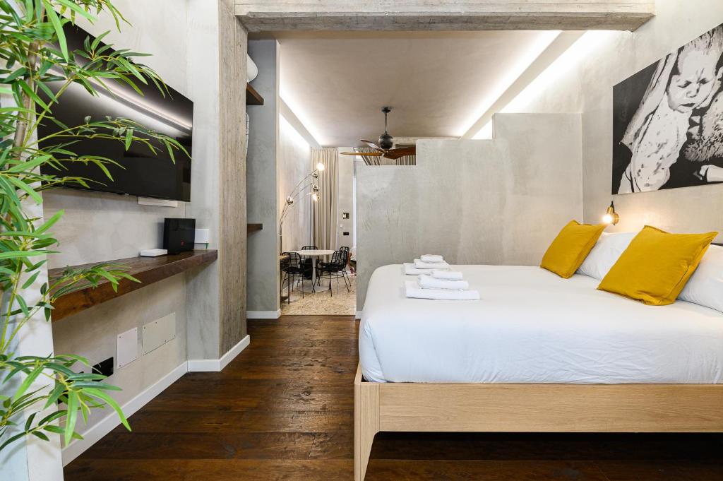 New Modern in Trastevere with Garden - 5